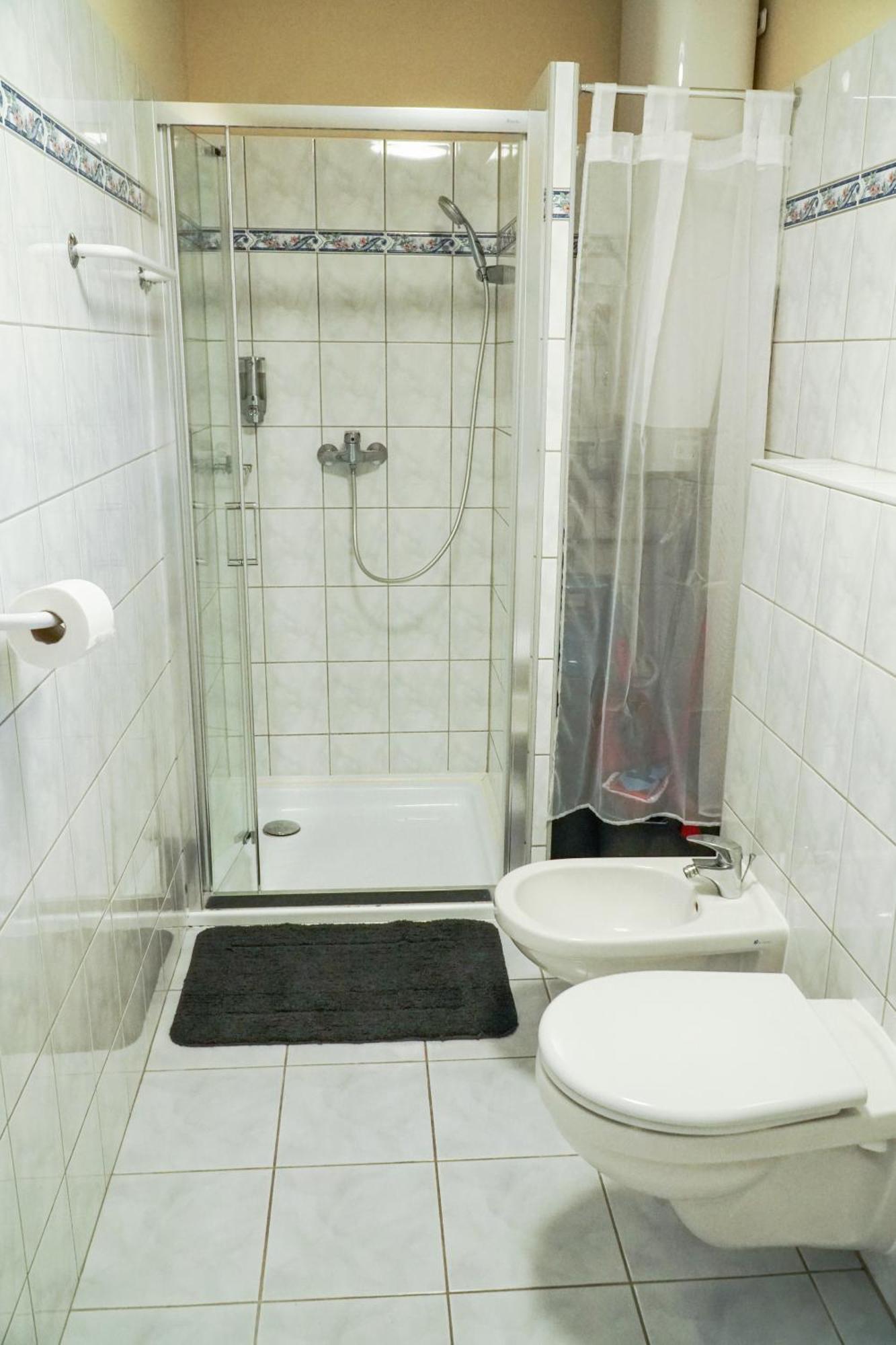 Fuegefa Apartman Apartment Balatonalmádi Екстериор снимка