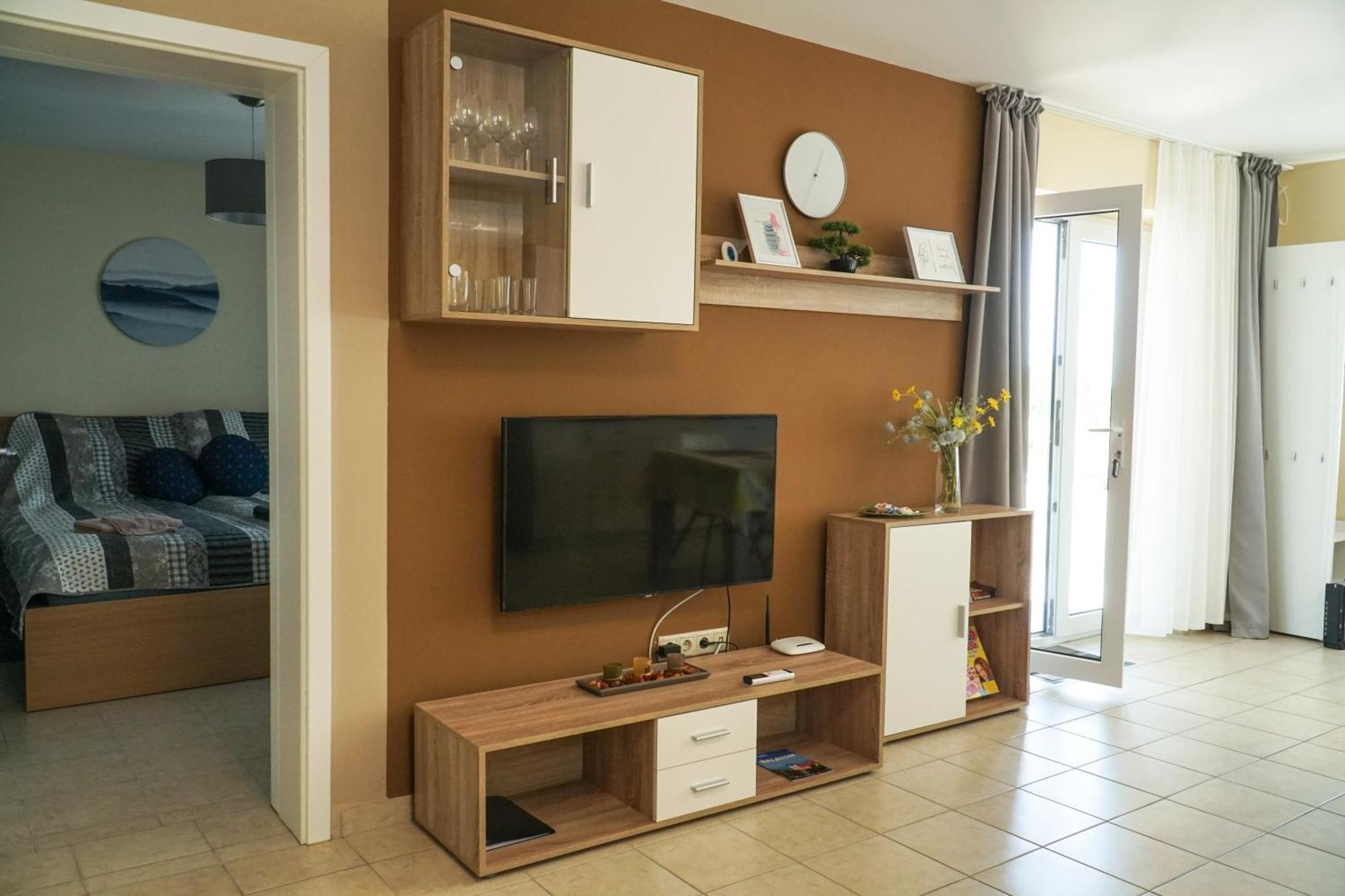 Fuegefa Apartman Balatonalmádi Екстериор снимка