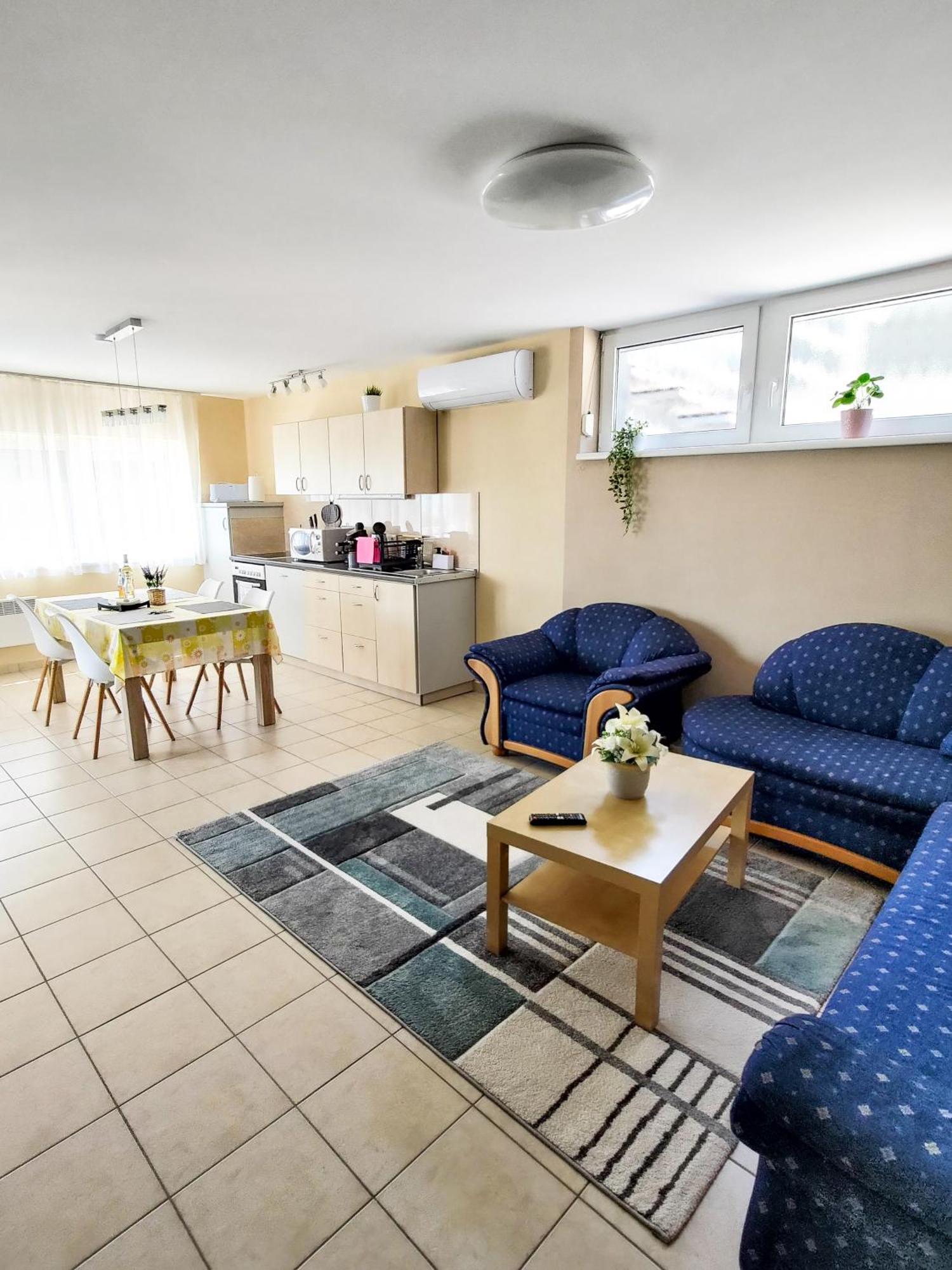 Fuegefa Apartman Balatonalmádi Екстериор снимка
